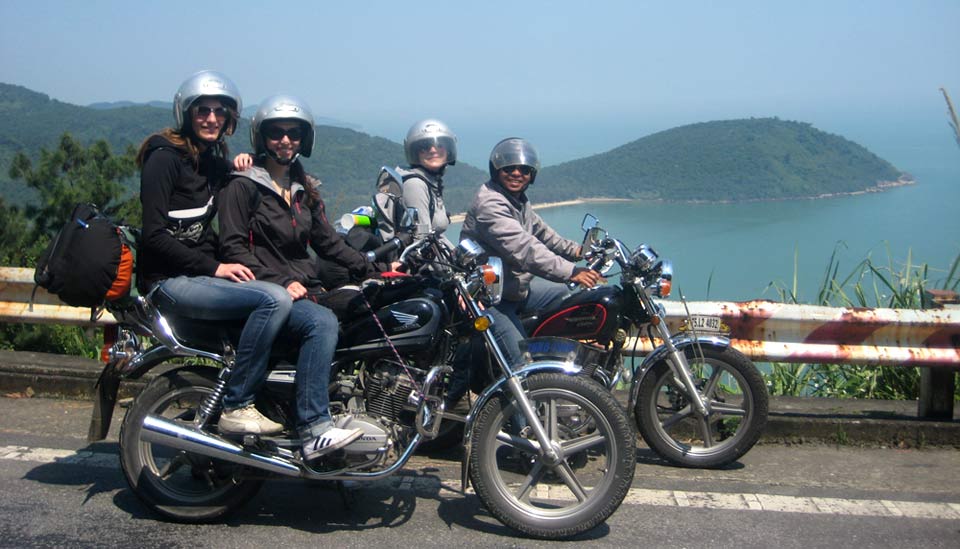 CENTRAL VIETNAM MOTORBIKE TOUR 3 DAYS 2 NIGHTS from 190 USD/PERSON only